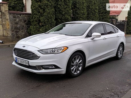 Ford Fusion 2017 року