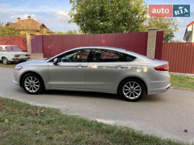 Ford Fusion 2017 года