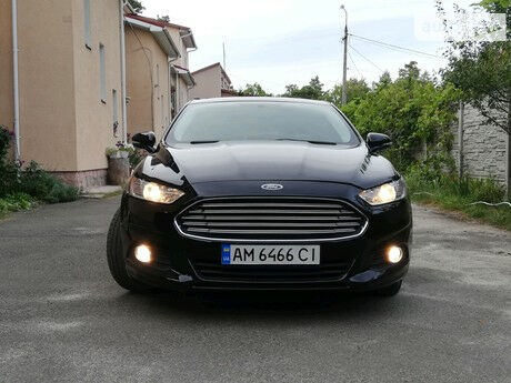 Ford Fusion 2015 года