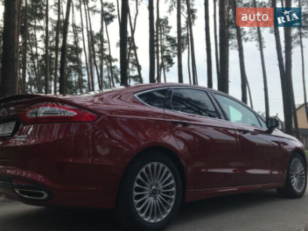 Ford Fusion 2014 года