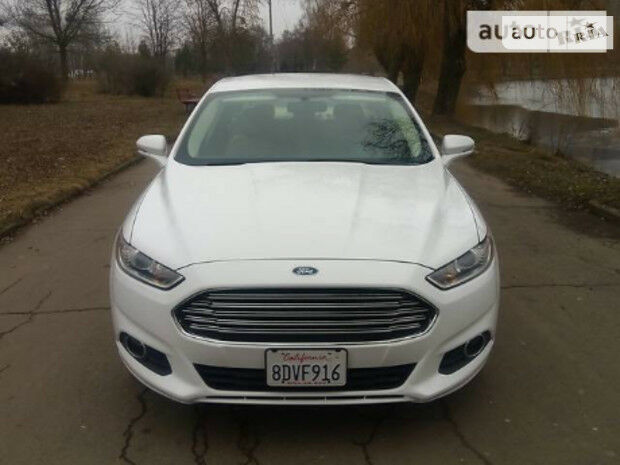 Ford Fusion 2013 года