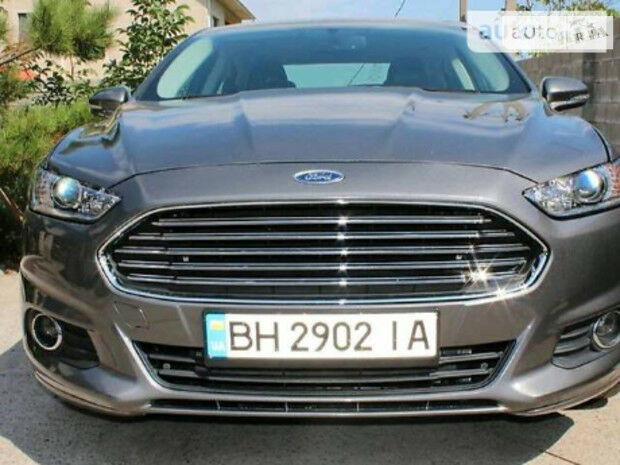 Ford Fusion 2013 года