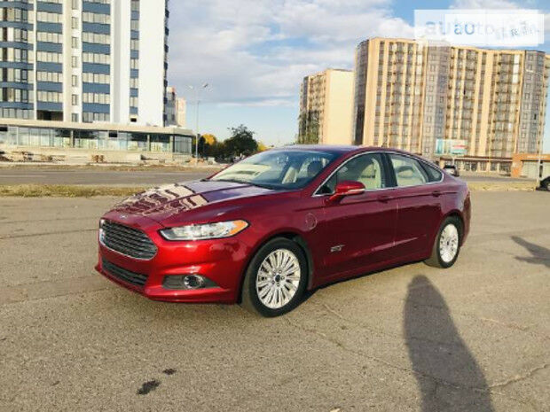 Ford Fusion 2016 года