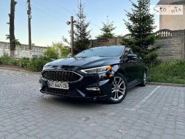 Ford Fusion 2016 года