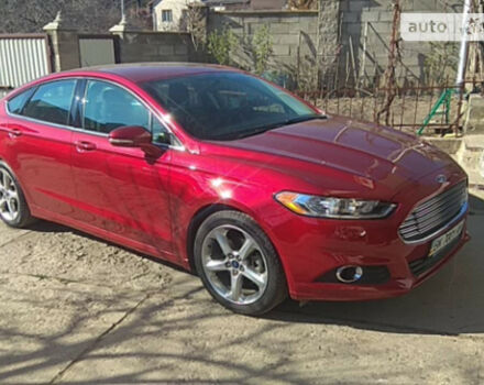 Ford Fusion 2015 року