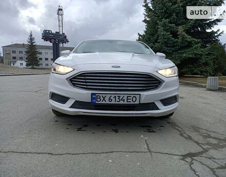 Ford Fusion 2016 року