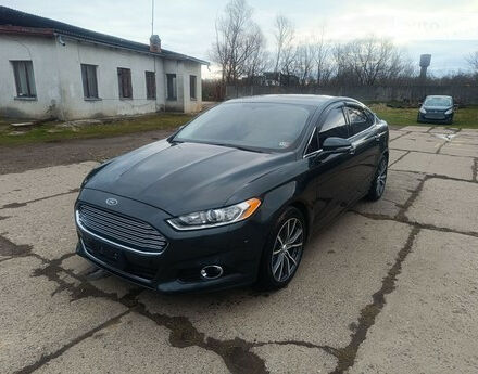 Ford Fusion 2015 года