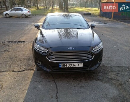 Фото на відгук з оцінкою 5   про авто Ford Fusion 2015 року випуску від автора “Олександр Маховський” з текстом: Купував в Україні, в штатах мінімальне пошкодження, за три роки володіння крім заміни масла та фі...