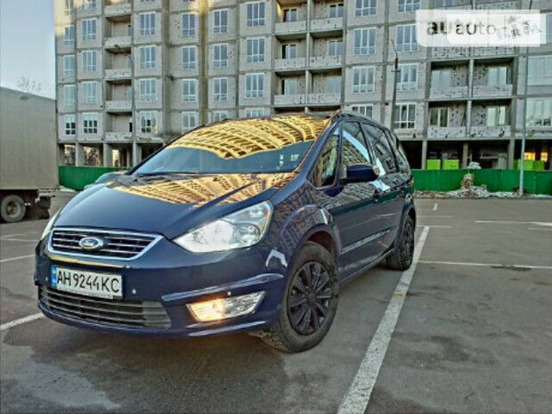 Ford Galaxy 2011 года