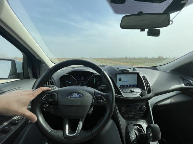 Ford Kuga 2019 року