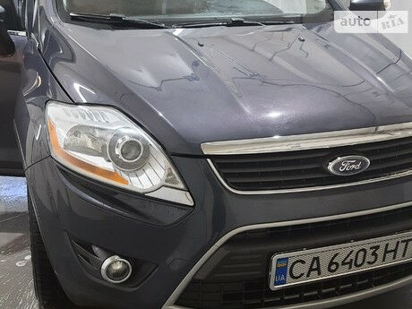 Ford Kuga 2012 года