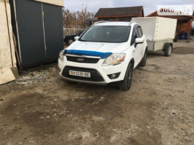 Ford Kuga 2011 года