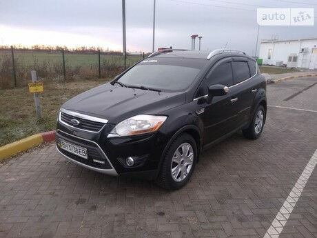 Форд Куга 2011 року Ford Kuga 2011 року