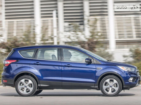 Ford Kuga 2014 года