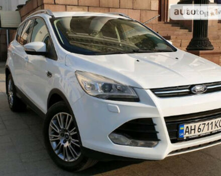 Ford Kuga 2013 року