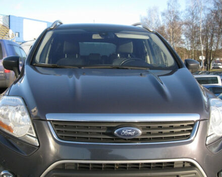 Ford Kuga 2012 року