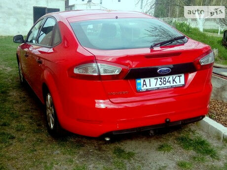 Ford Mondeo 2012 года