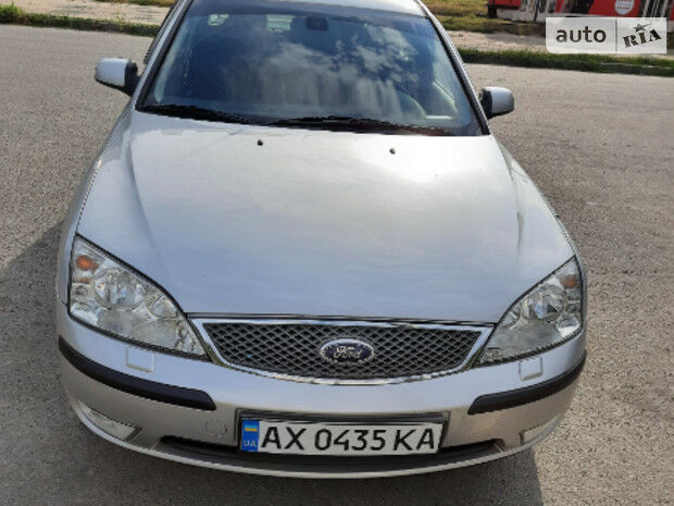 Ford Mondeo 2004 року