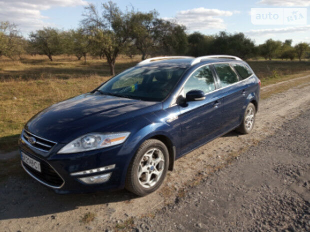 Ford Mondeo 2010 года