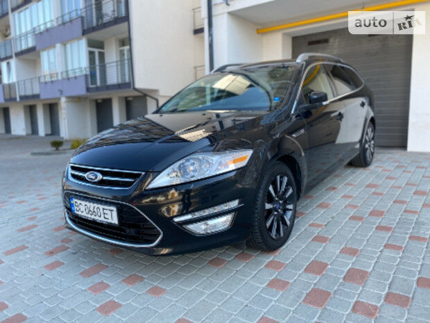 Ford Mondeo 2012 года