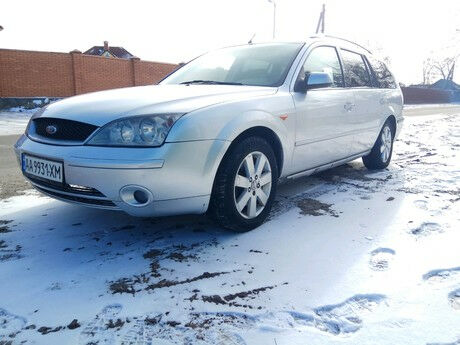 Ford Mondeo 2001 року