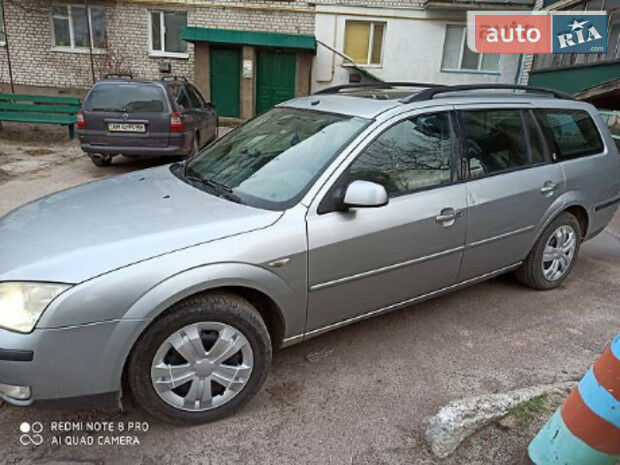 Ford Mondeo 2003 года