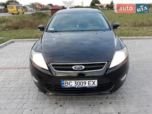 Ford Mondeo 2011 года