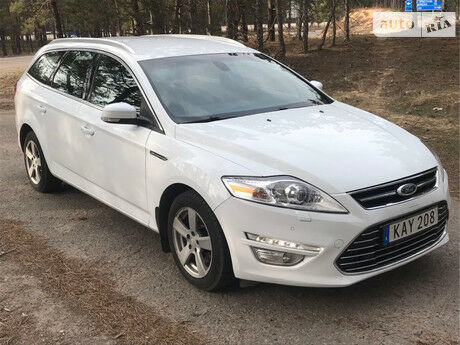 Ford Mondeo 2013 года