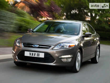 Ford Mondeo 2013 року