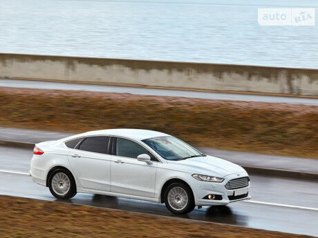 Форд Мондео 2008 року Ford Mondeo 2008 року