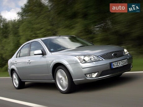 Форд Мондео 2012 года Ford Mondeo 2012 года