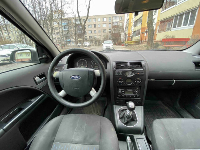 Ford Mondeo 2003 року