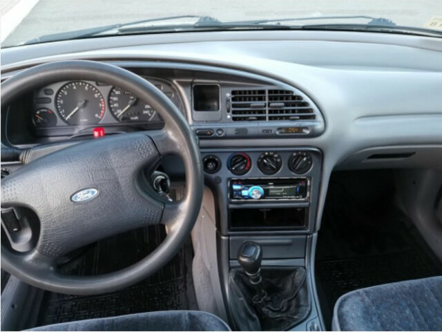 Ford Mondeo 1993 року
