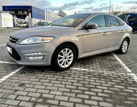 Ford Mondeo 2014 года