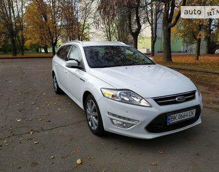 Ford Mondeo 2013 года