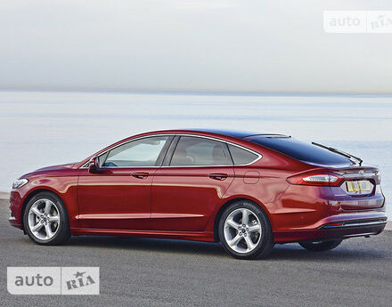 Ford Mondeo 2015 року