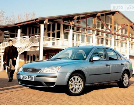 Ford Mondeo 2000 року