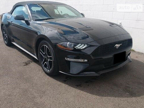 Форд Мустанг 2018 року Ford Mustang 2018 року