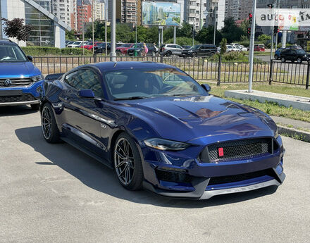 Ford Mustang 2018 года