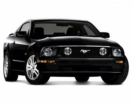 Фото на відгук з оцінкою 5   про авто Ford Mustang 2010 року випуску від автора “anuakakanua” з текстом: Очень красивый и надёжный авто! На улице, все просто головы сворачивают, а что ещё нужно молодёжи...