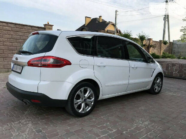 Ford S-Max 2012 года