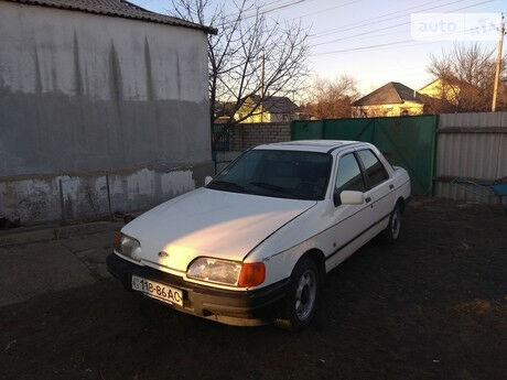 Форд Сиерра 1988 года Ford Sierra 1988 года