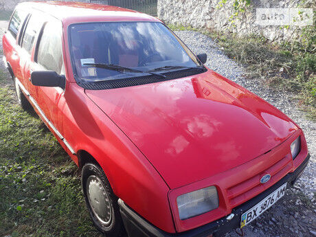 Ford Sierra 1983 года