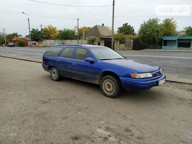 Ford Taurus 1989 года