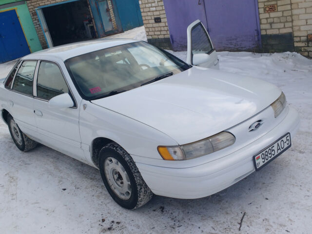 Ford Taurus 1994 года