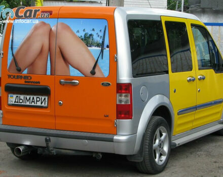 Ford Tourneo Connect груз.-пасс. 2003 года - Фото 1 авто