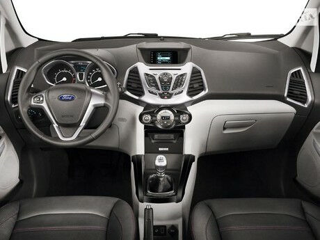 Ford Tourneo Connect пасс. 2012 года