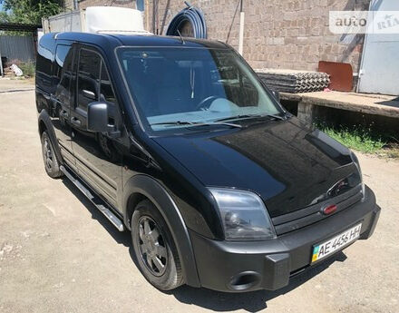 Фото на відгук з оцінкою 5   про авто Ford Tourneo Connect пасс. 2009 року випуску від автора “Сергій” з текстом: Комфортний,надійний, невибагливий.Авто на100% зі 100 виконує своі обов'язки!!!