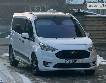 Фото на відгук з оцінкою 5   про авто Ford Transit Connect груз.-пасс. 2018 року випуску від автора “Петр” з текстом: Работаю в грузоперевозках уже четыре года. Город выучил как свои пять пальцев. Год назад для пере...