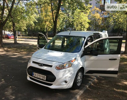 Фото на відгук з оцінкою 5   про авто Ford Transit Connect груз.-пасс. 2017 року випуску від автора “Никита Старушко” з текстом: Искал машину, чтобы все свои дачно-огородные хлопоты решить. Подвернулся хороший вариант с фордом...